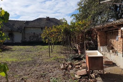 Sunny Corner House 1200 m2 Palamartsa (11)
