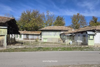 1 - Popovo, House