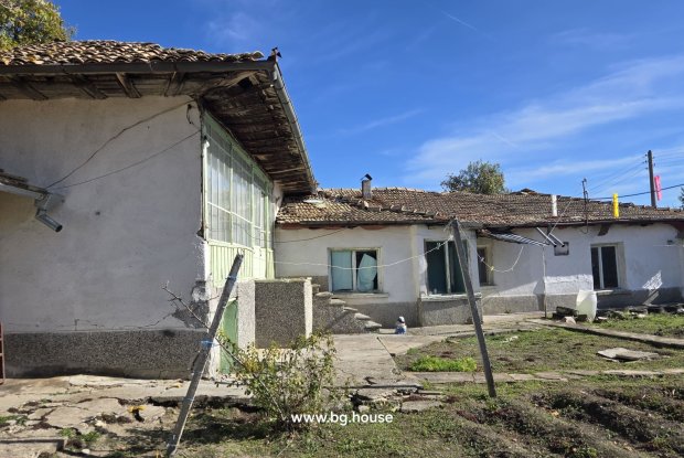 Image No.19-4 Bed House for sale