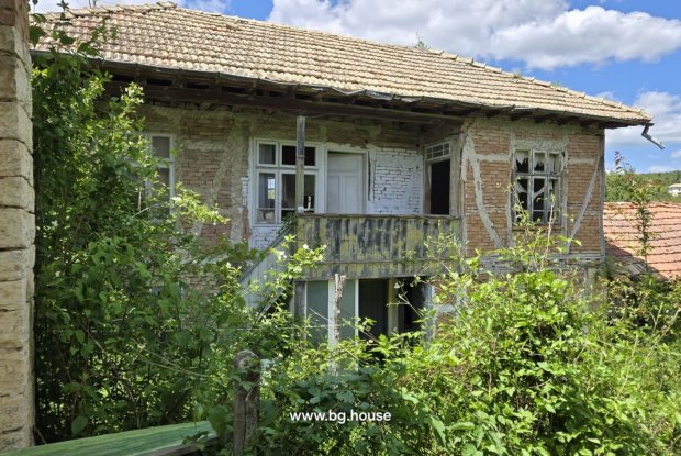 Image No.3-3 Bed House for sale