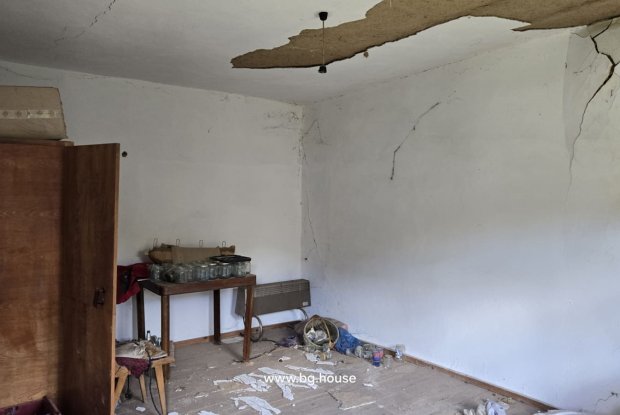 Image No.25-3 Bed House for sale