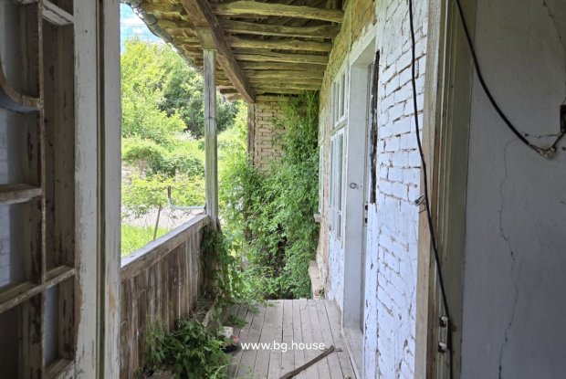 Image No.29-3 Bed House for sale