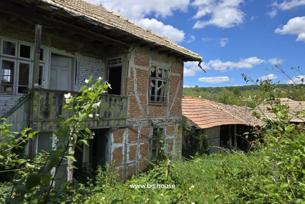 Image No.5-3 Bed House for sale
