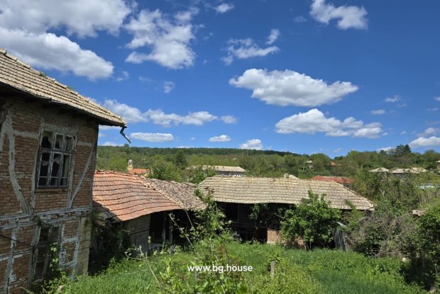 Image No.6-3 Bed House for sale