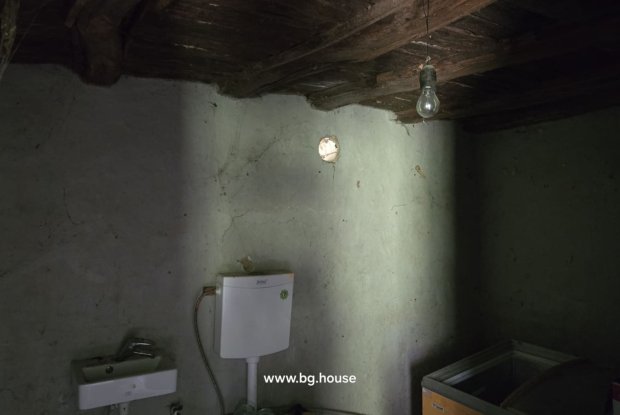 Image No.10-3 Bed House for sale