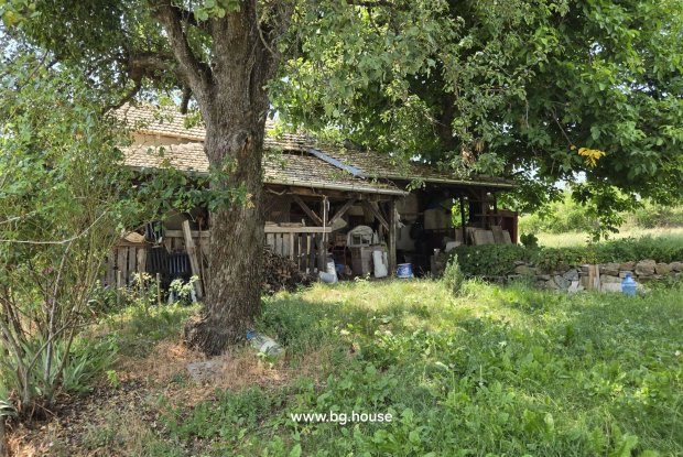 Image No.15-4 Bed House for sale