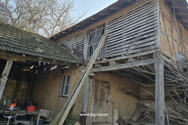 Image No.11-3 Bed House for sale