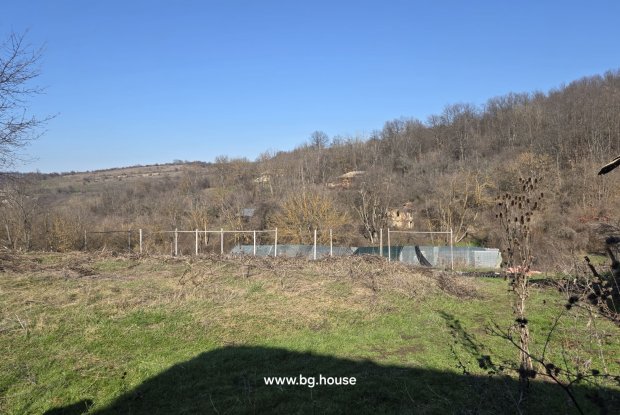 Image No.12-3 Bed House for sale