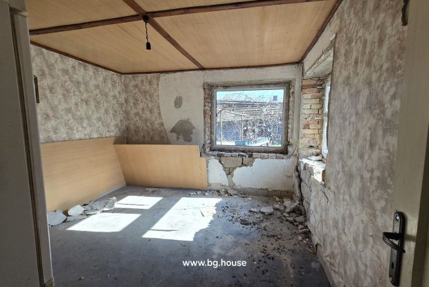 Image No.22-3 Bed House for sale