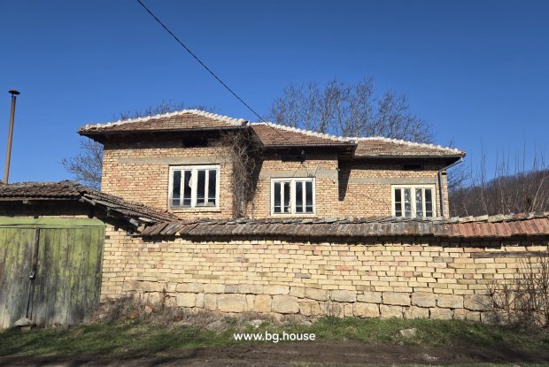 Image No.6-3 Bed House for sale