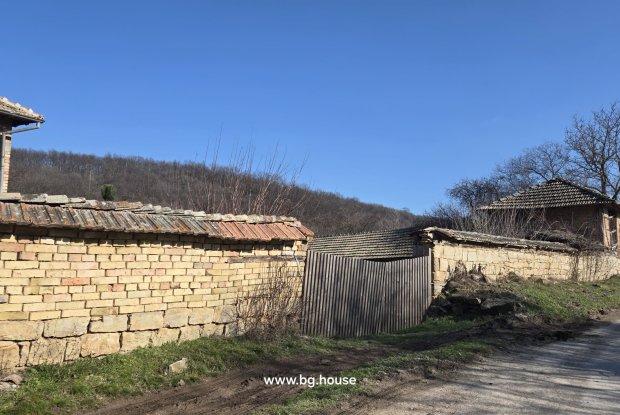 Image No.7-3 Bed House for sale