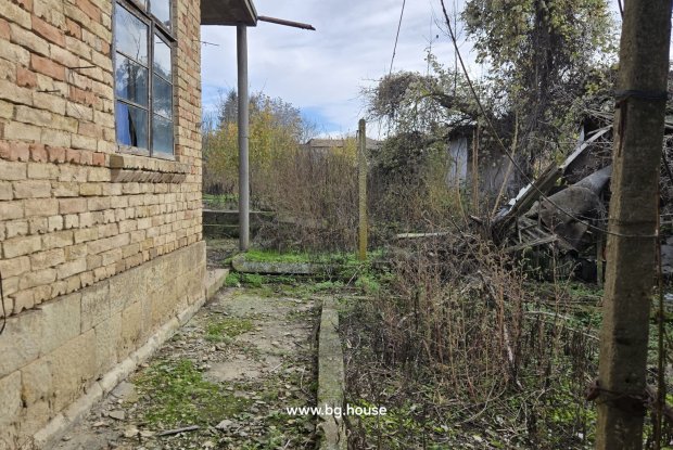 Image No.17-3 Bed House for sale