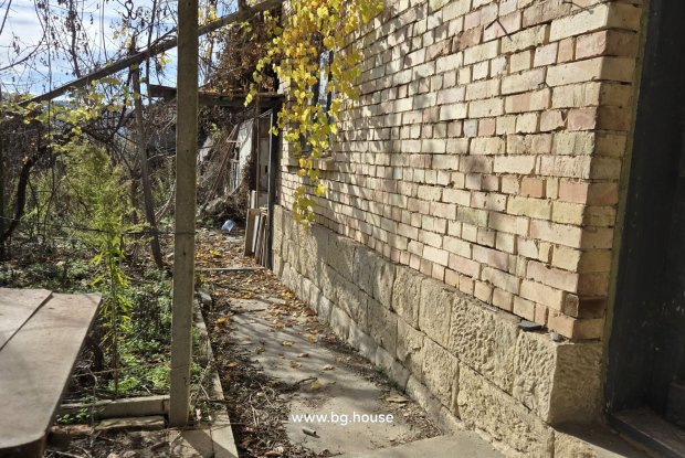 Image No.26-3 Bed House for sale
