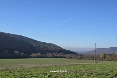Cheap Bulgarian house for sale with magnificent view (1)