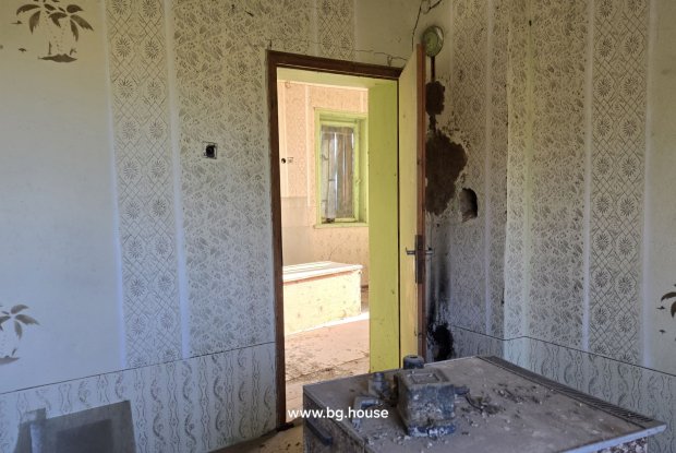 Image No.22-3 Bed House for sale