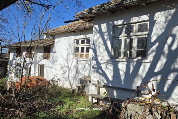 Image No.15-2 Bed House for sale
