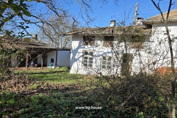 Image No.18-2 Bed House for sale