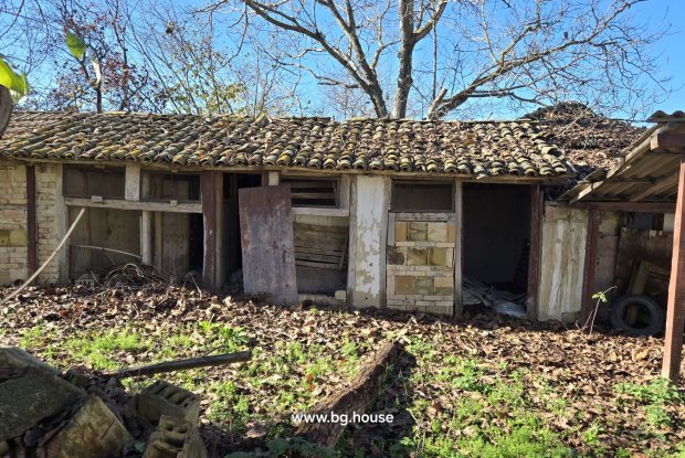 Image No.20-2 Bed House for sale