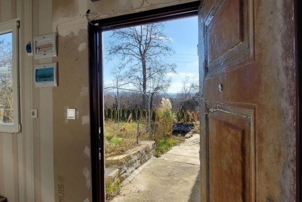 Image No.24-3 Bed House for sale
