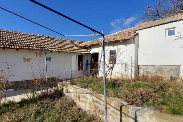 Image No.3-3 Bed House for sale