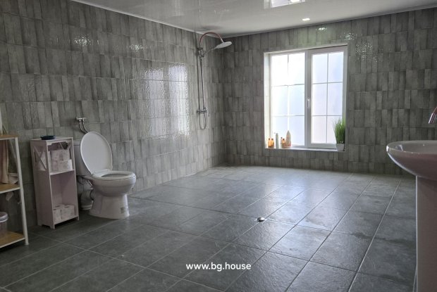 Image No.25-2 Bed House for sale