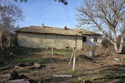 Bulgarian home for sale in village Lomtsi (19)