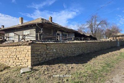 1 - Popovo, House