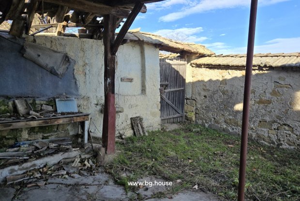 Image No.13-3 Bed House for sale