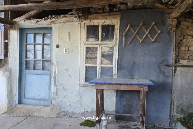 Image No.16-3 Bed House for sale