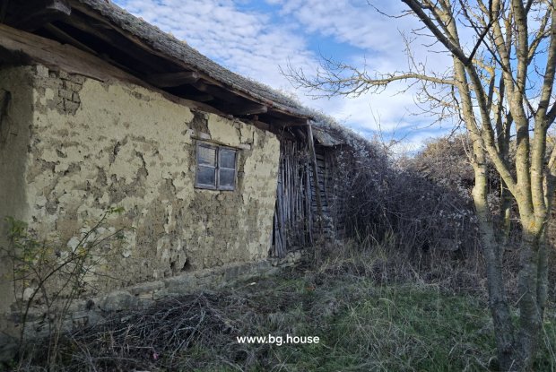 Image No.18-3 Bed House for sale
