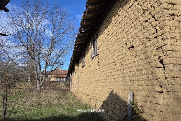 Image No.21-3 Bed House for sale