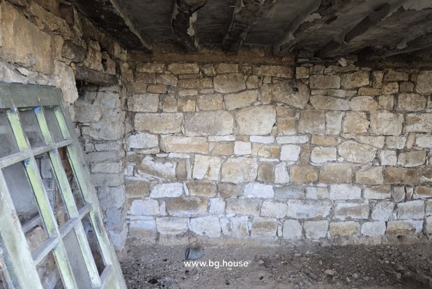 Image No.13-3 Bed House for sale