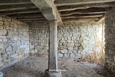 Cheap Bulgarian house for sale at the end of village Palamartsa (31)