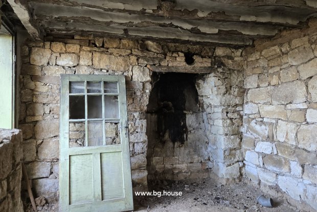 Image No.22-3 Bed House for sale