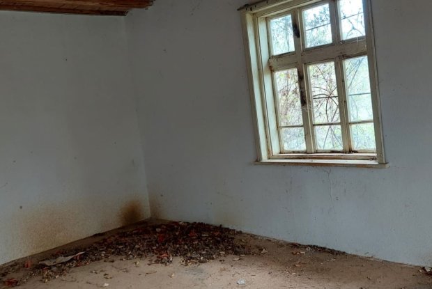Image No.20-3 Bed Property for sale