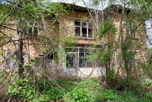 Image No.8-3 Bed Property for sale