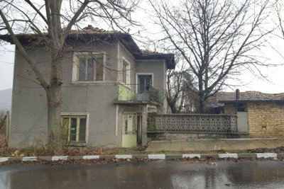Bulgarian house for sale in small town Opaka (4)