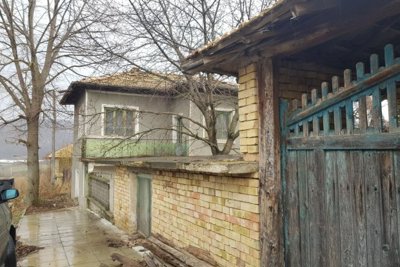 Bulgarian house for sale in small town Opaka (12)