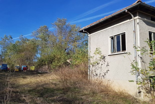 Image No.23-2 Bed House for sale