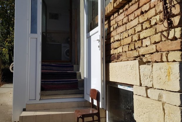 Image No.11-2 Bed House for sale