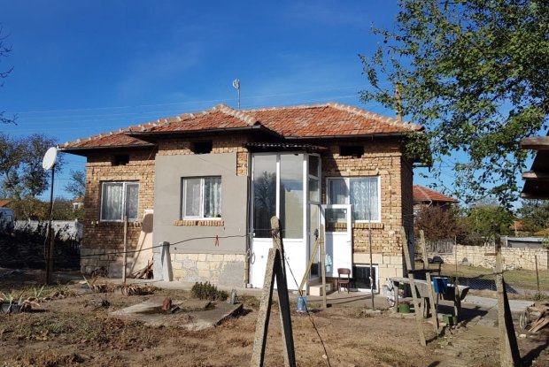 Image No.2-2 Bed House for sale