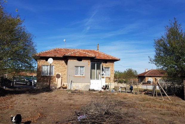 Image No.7-2 Bed House for sale