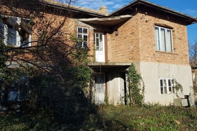 Rural Bulgarian house for sale in village Palamartsa (16)