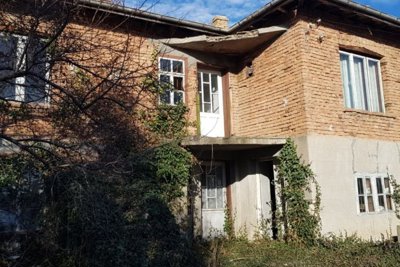Rural Bulgarian house for sale in village Palamartsa (17)