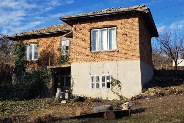Image No.3-3 Bed House for sale