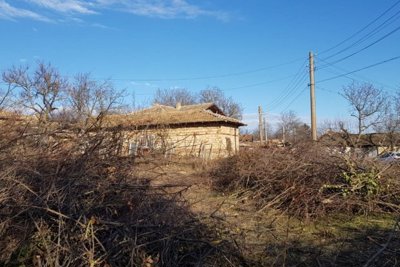 Rural Bulgarian house for sale in village Palamartsa (5)
