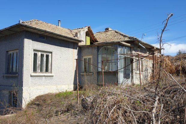 Image No.11-3 Bed House for sale