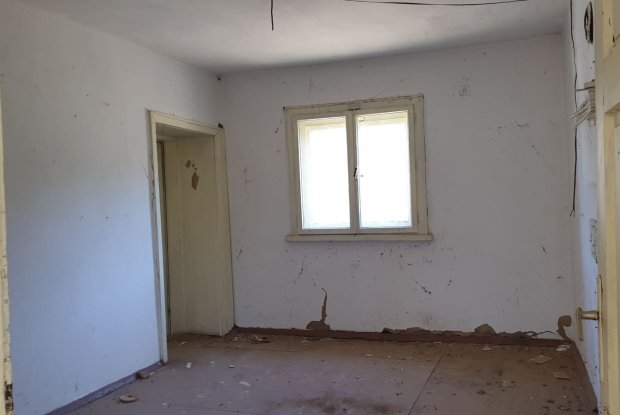Image No.21-3 Bed House for sale