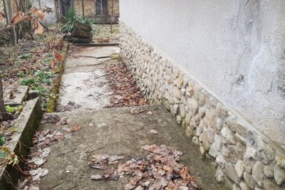 Bulgarian home for sale with views in village Berkovski (21)