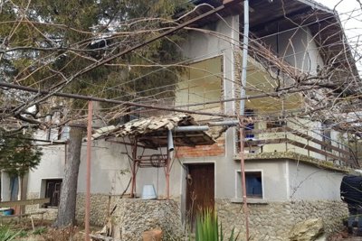 Bulgarian home for sale with views in village Berkovski (26)